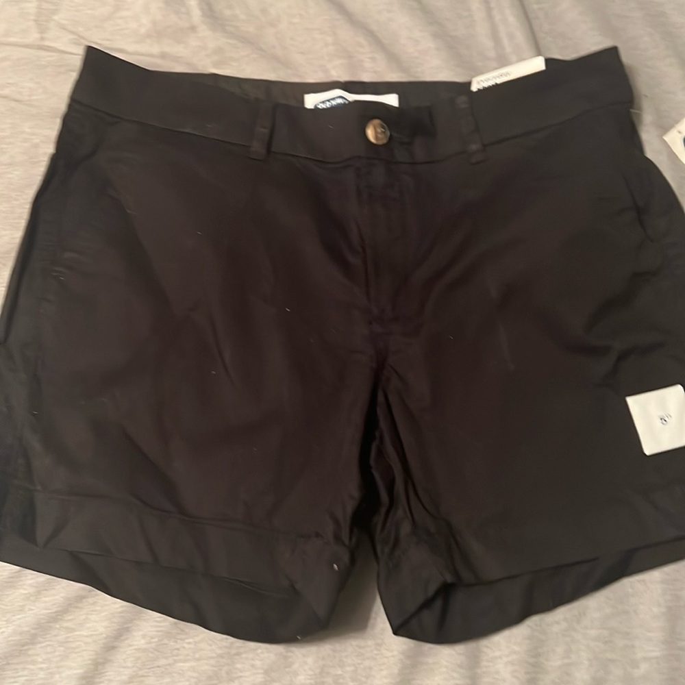 Never worn Old Navy shorts
